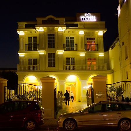 Hotel Vila Imperial Elbasan Exterior photo